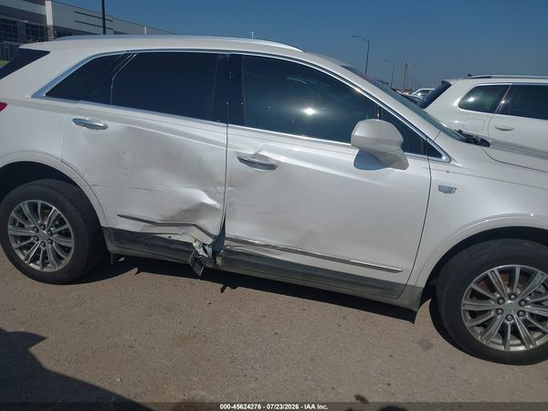 2017 CADILLAC XT5 LUXURY