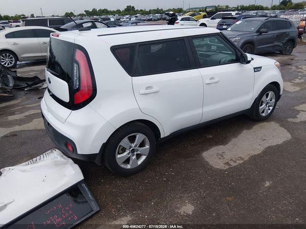 2019 KIA SOUL Base