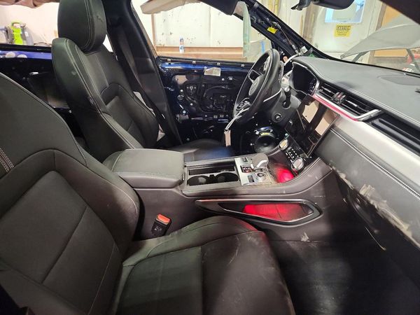 2024 JAGUAR F-PACE S R-DYN P250 P250 R-Dynamic S