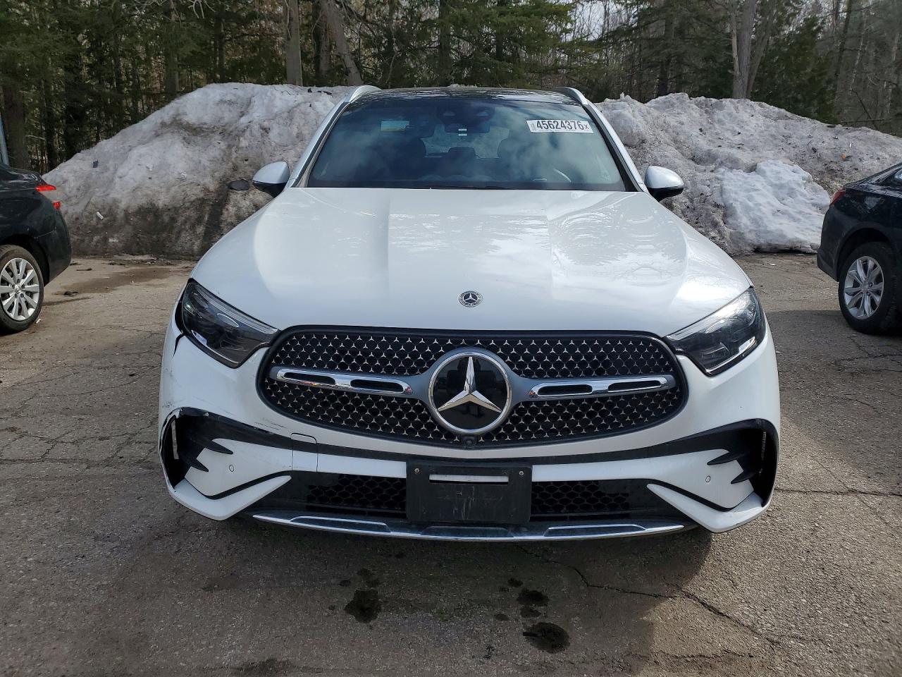 2024 MERCEDES-BENZ GLC300 4DR AWD