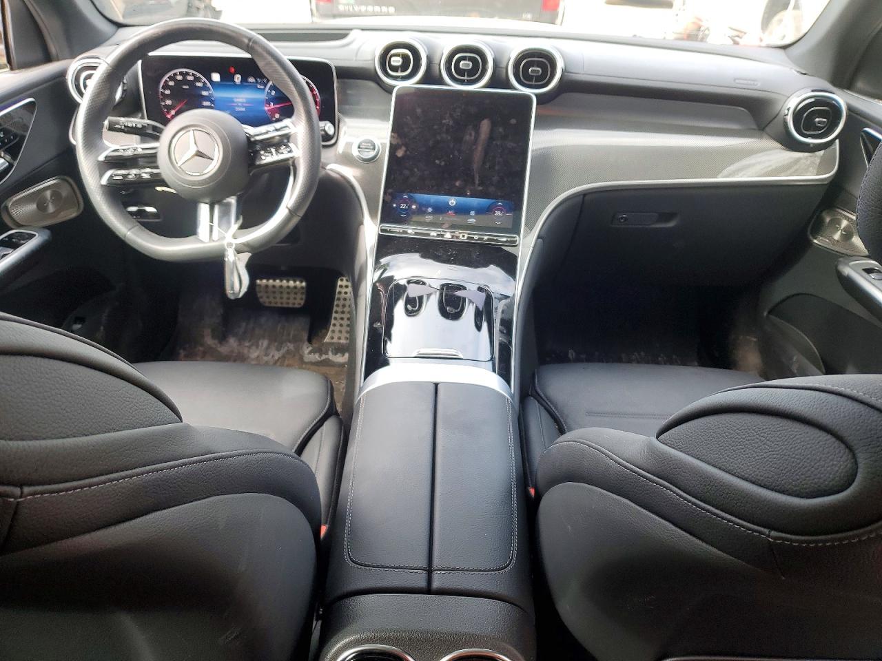 2024 MERCEDES-BENZ GLC300 4DR AWD