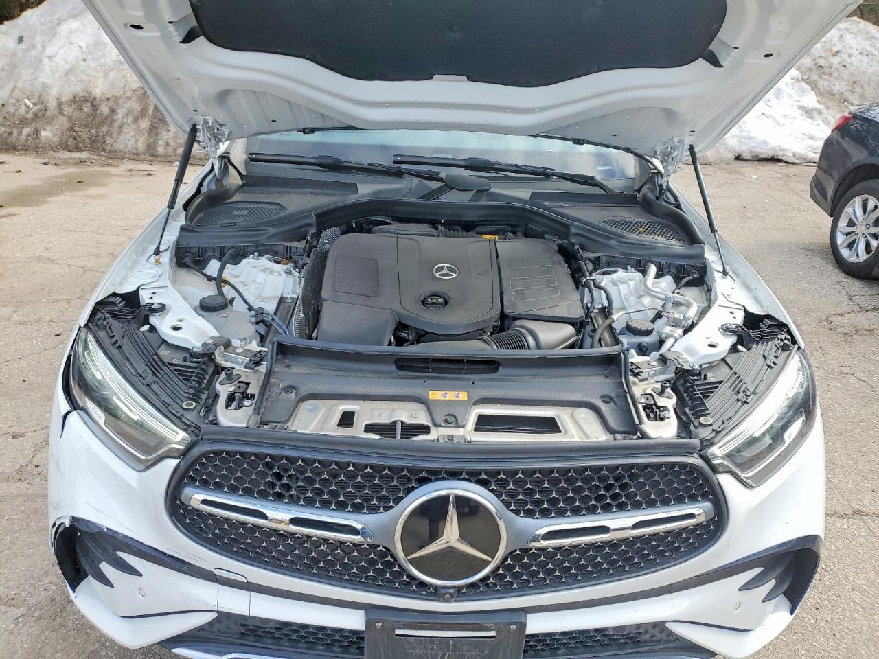 2024 MERCEDES-BENZ GLC300 4DR AWD