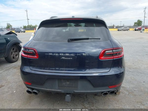 2018 PORSCHE MACAN