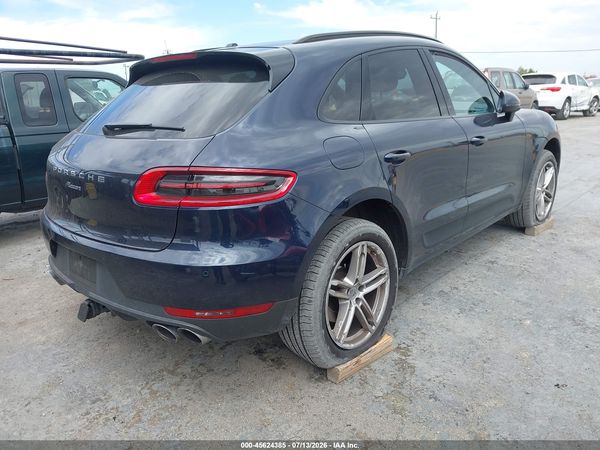 2018 PORSCHE MACAN