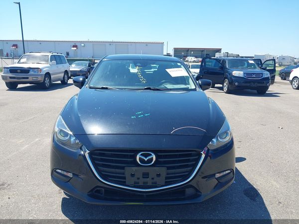 2018 MAZDA MAZDA3 TOURING