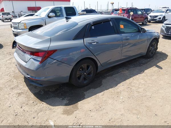 2022 HYUNDAI ELANTRA SEL