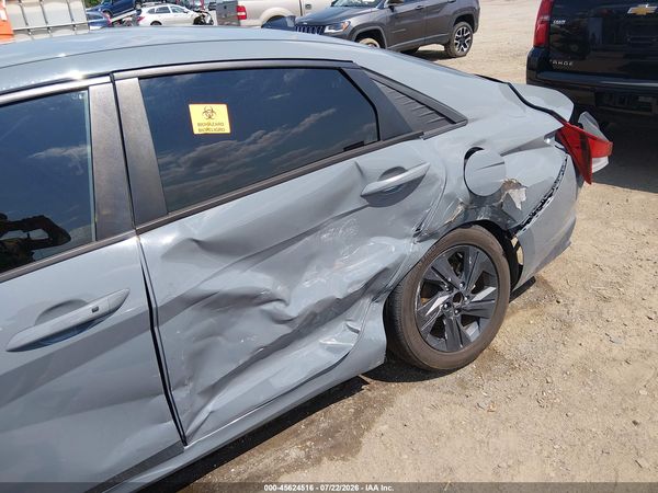2022 HYUNDAI ELANTRA SEL