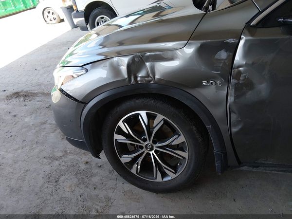 2017 INFINITI QX30 PREMIUM