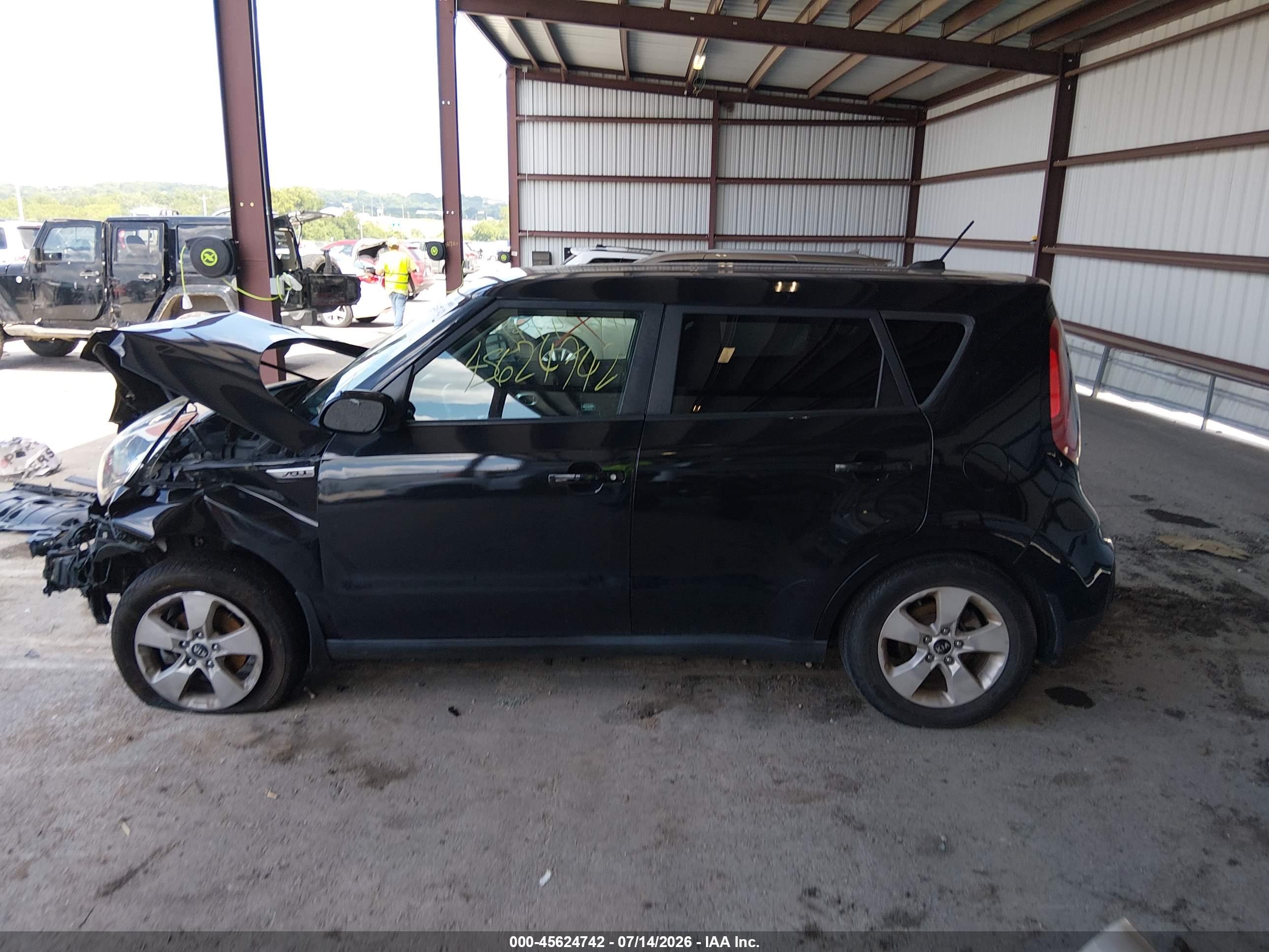 2017 KIA SOUL Base