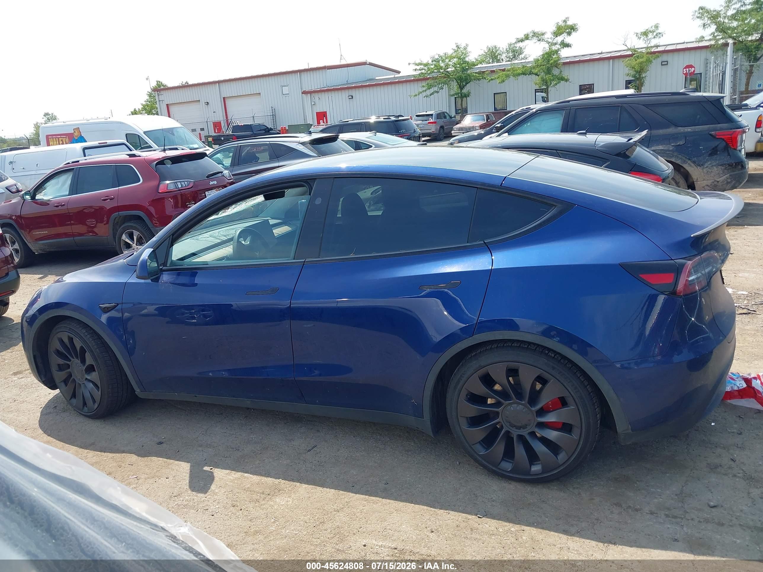 2023 TESLA MODEL Y