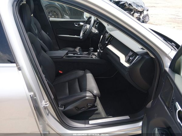 2021 VOLVO XC60 T5 INSCRIPTION