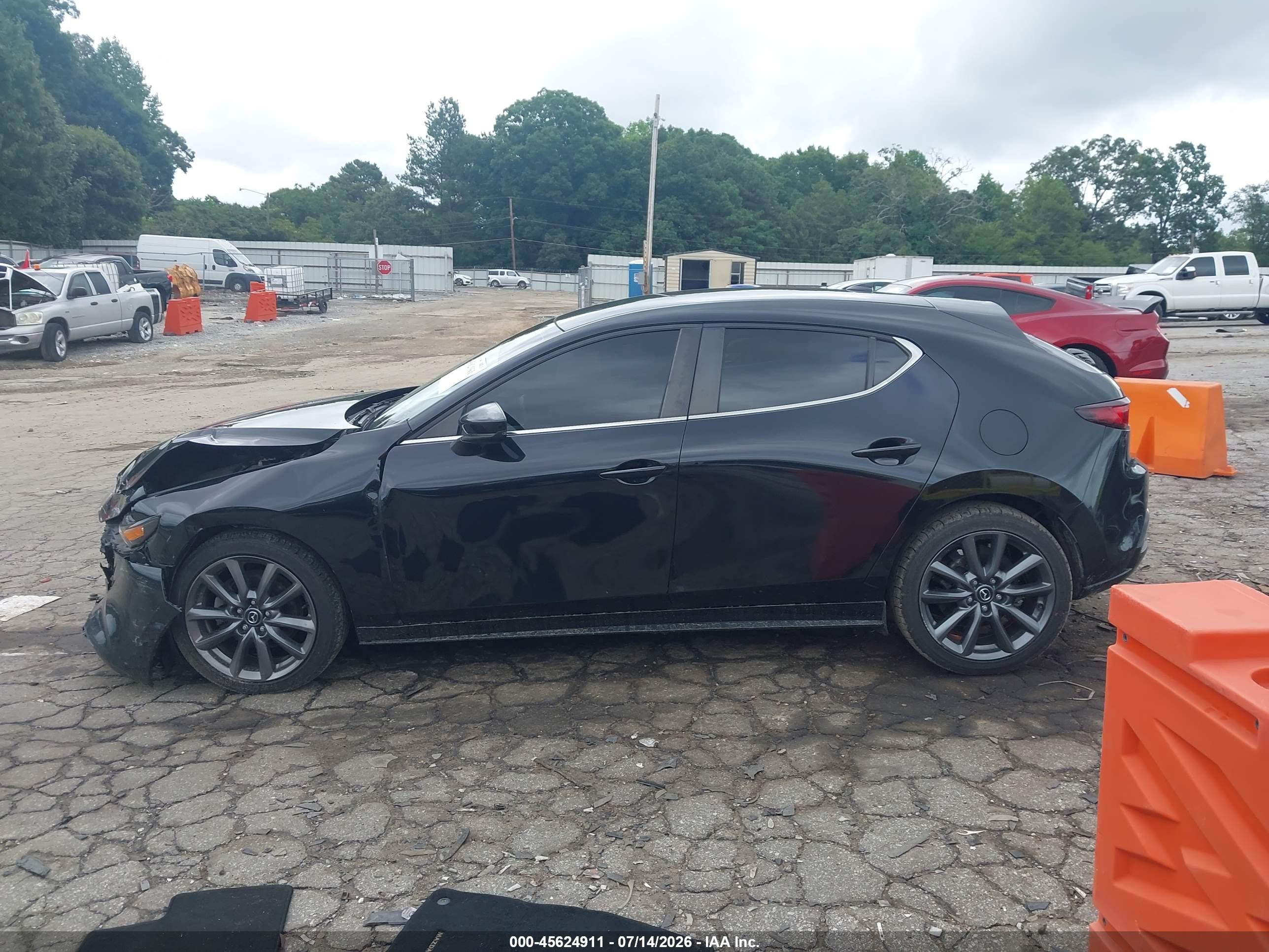 2020 MAZDA MAZDA3 PREFERRED PACKAGE