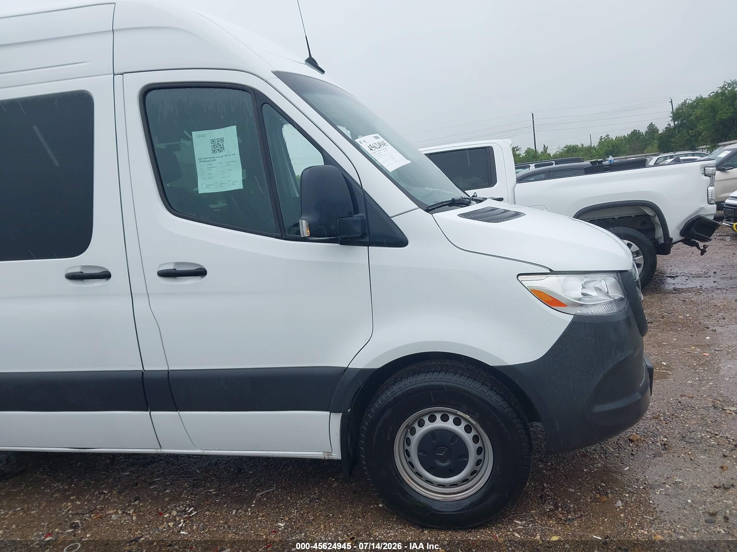2025 MERCEDES-BENZ SPRINTER 2500