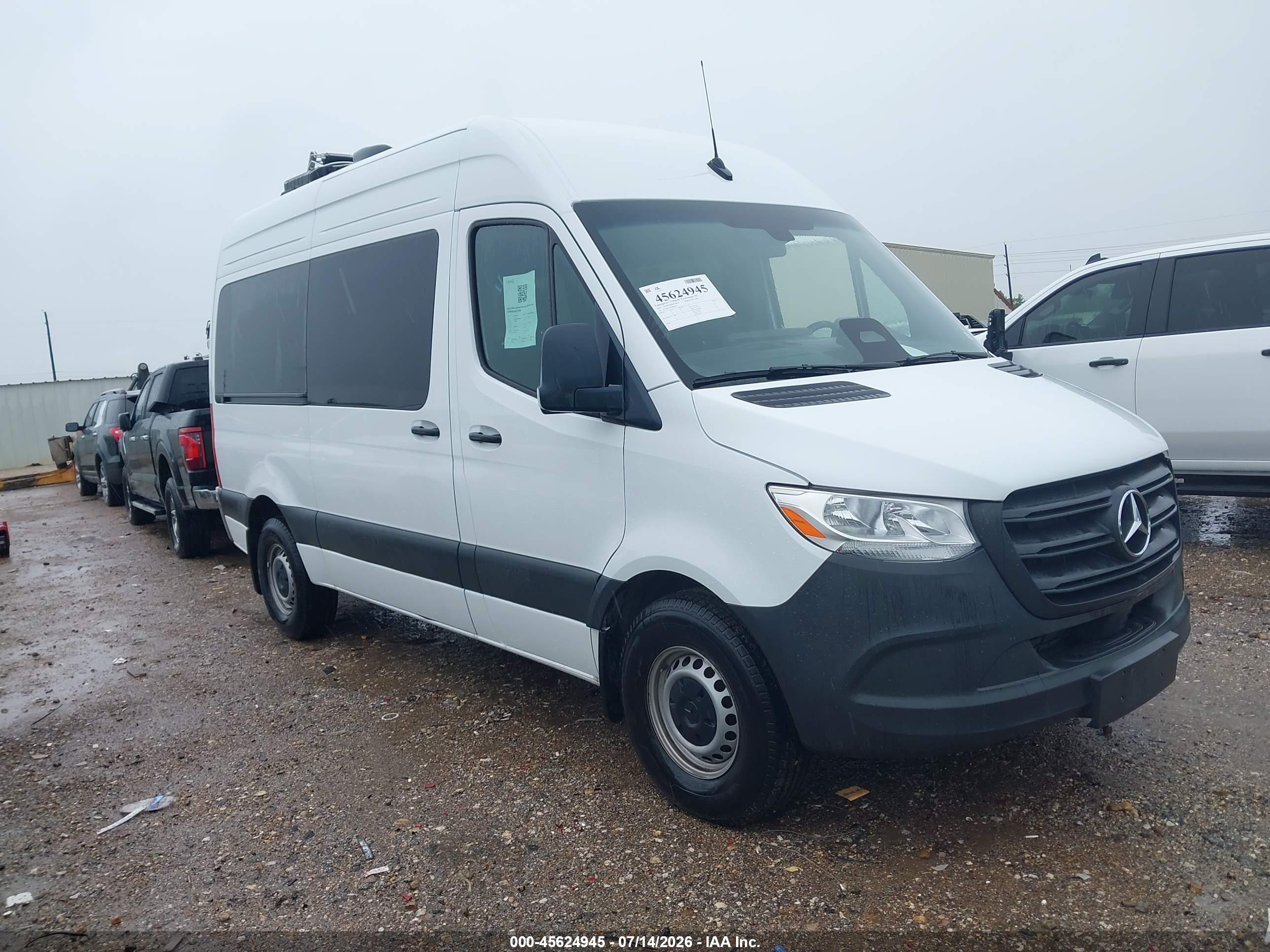 2025 MERCEDES-BENZ SPRINTER 2500