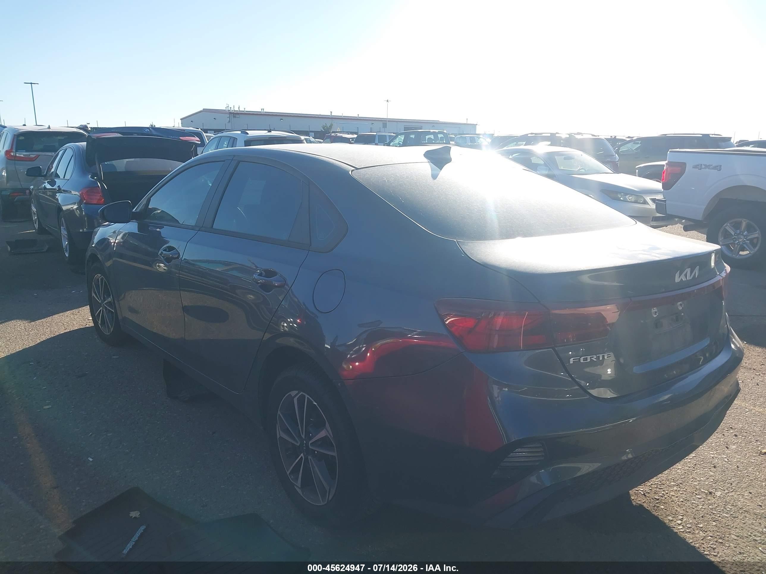 2022 KIA FORTE LXS