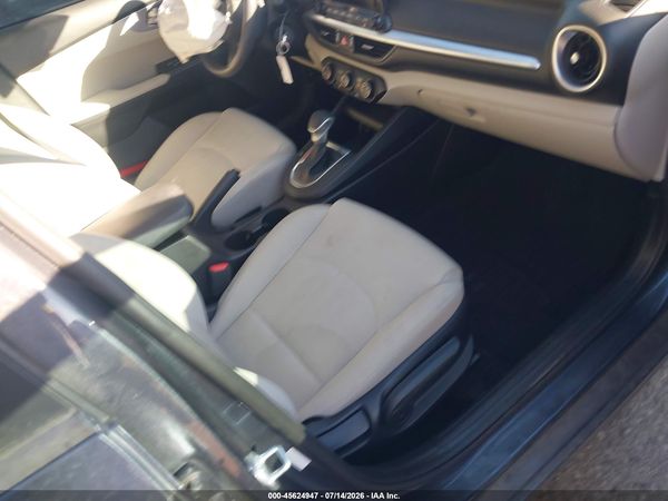 2022 KIA FORTE LXS