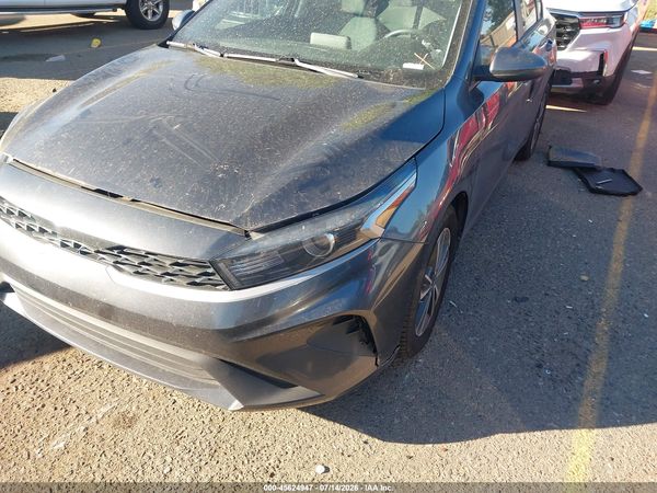 2022 KIA FORTE LXS