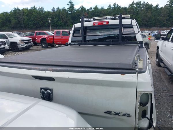 2020 RAM 1500 CLASSIC TRADESMAN  4X4 6'4 BOX