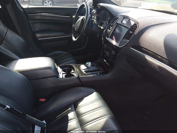 2019 CHRYSLER 300 300S — I5