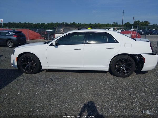 2019 CHRYSLER 300 300S — I117