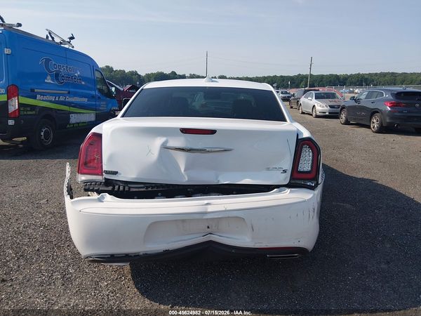 2019 CHRYSLER 300 300S — I119