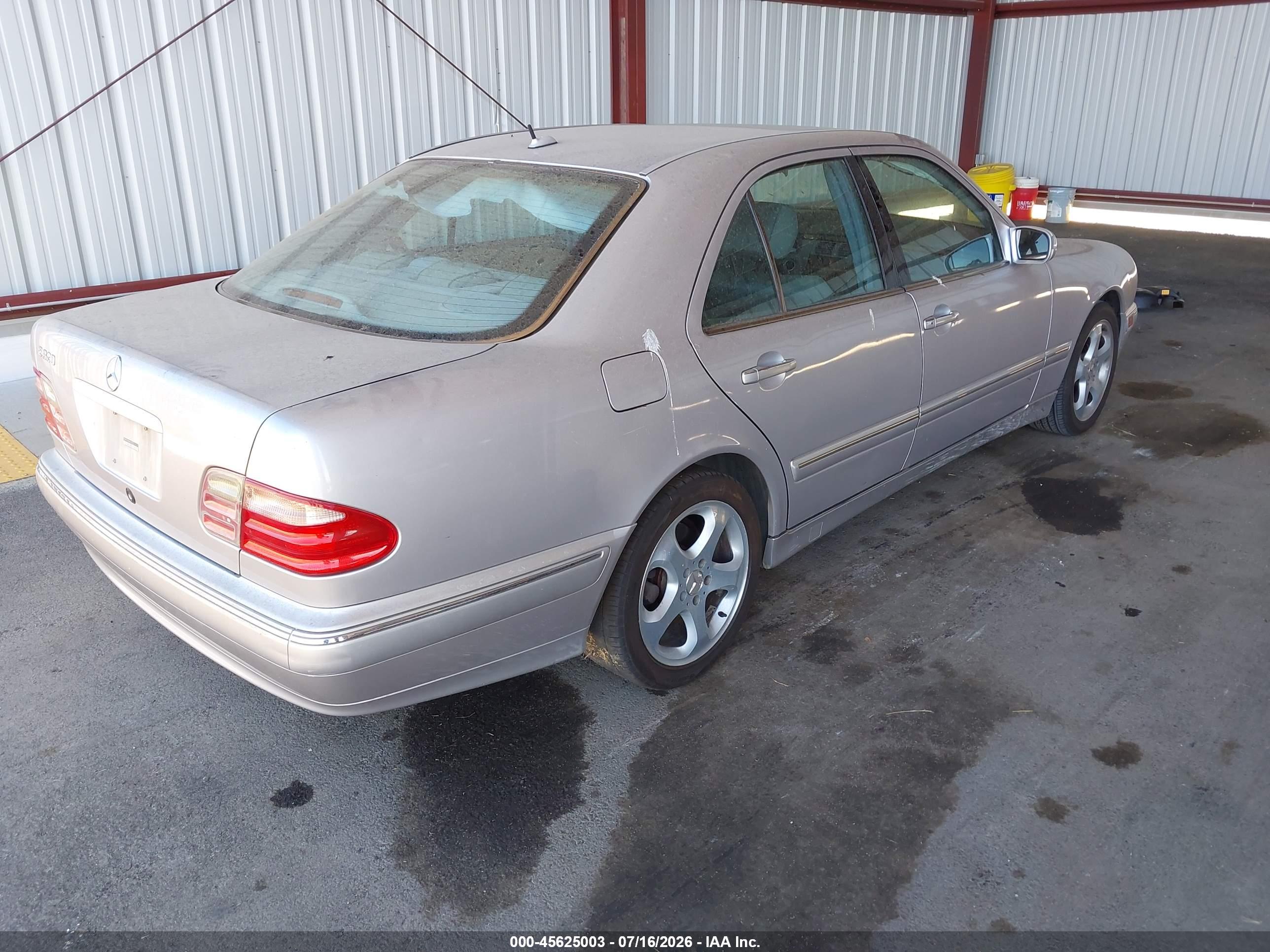 2002 MERCEDES-BENZ E E320