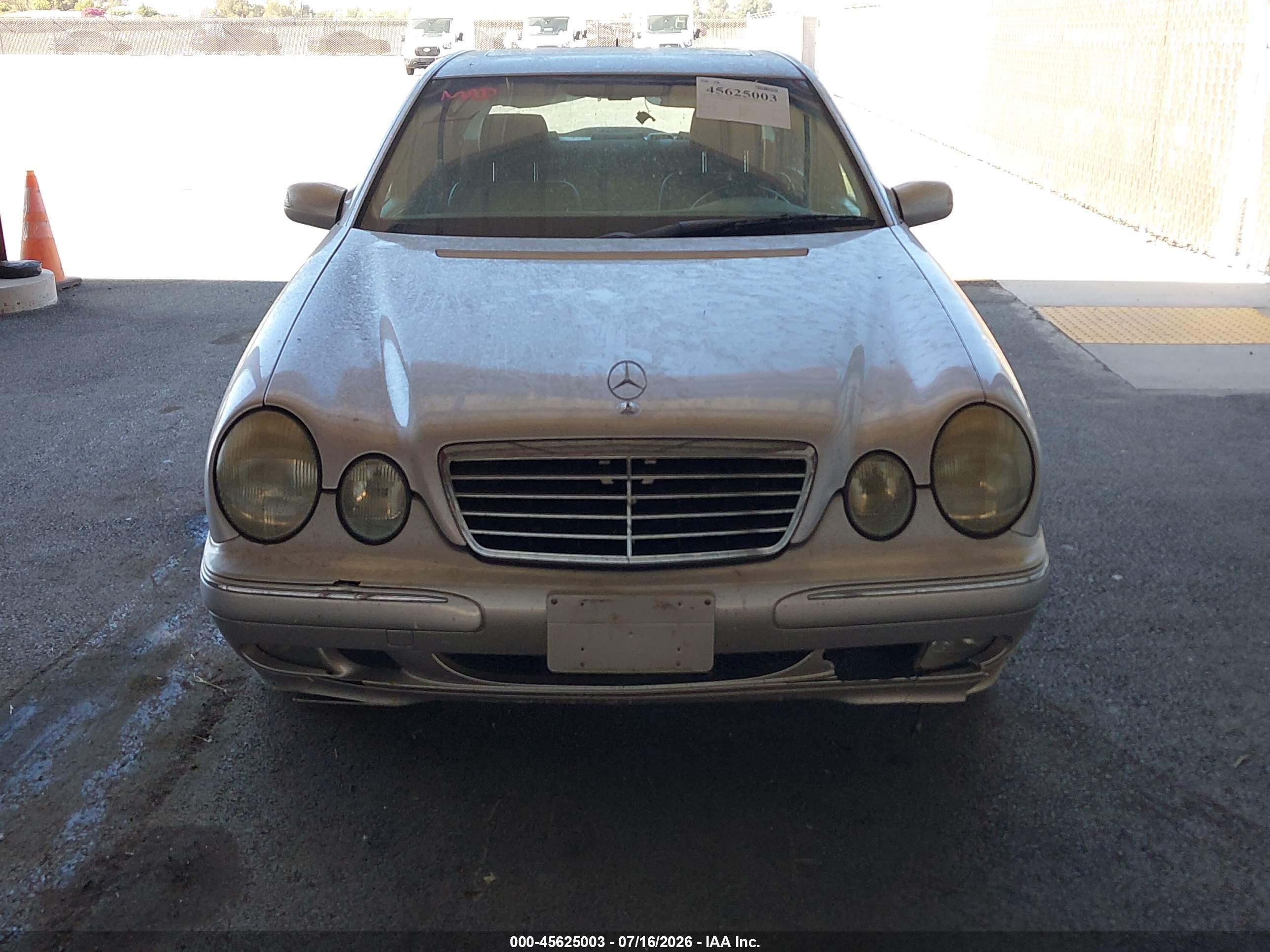 2002 MERCEDES-BENZ E E320