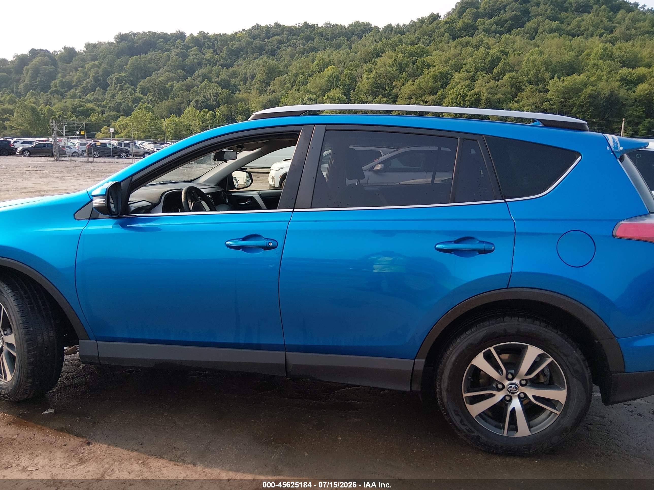 2018 TOYOTA RAV4 XLE
