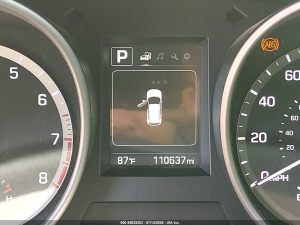 2018 HYUNDAI SANTA FE SE