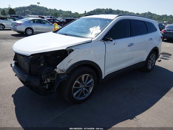 2018 HYUNDAI SANTA FE SE