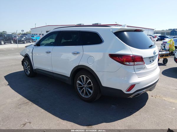2018 HYUNDAI SANTA FE SE