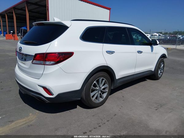 2018 HYUNDAI SANTA FE SE