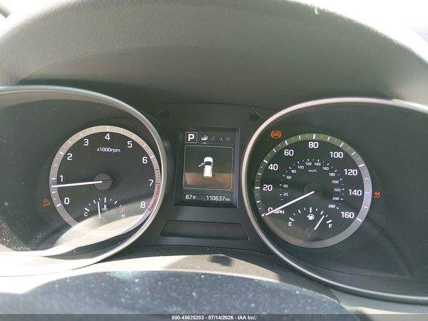 2018 HYUNDAI SANTA FE SE