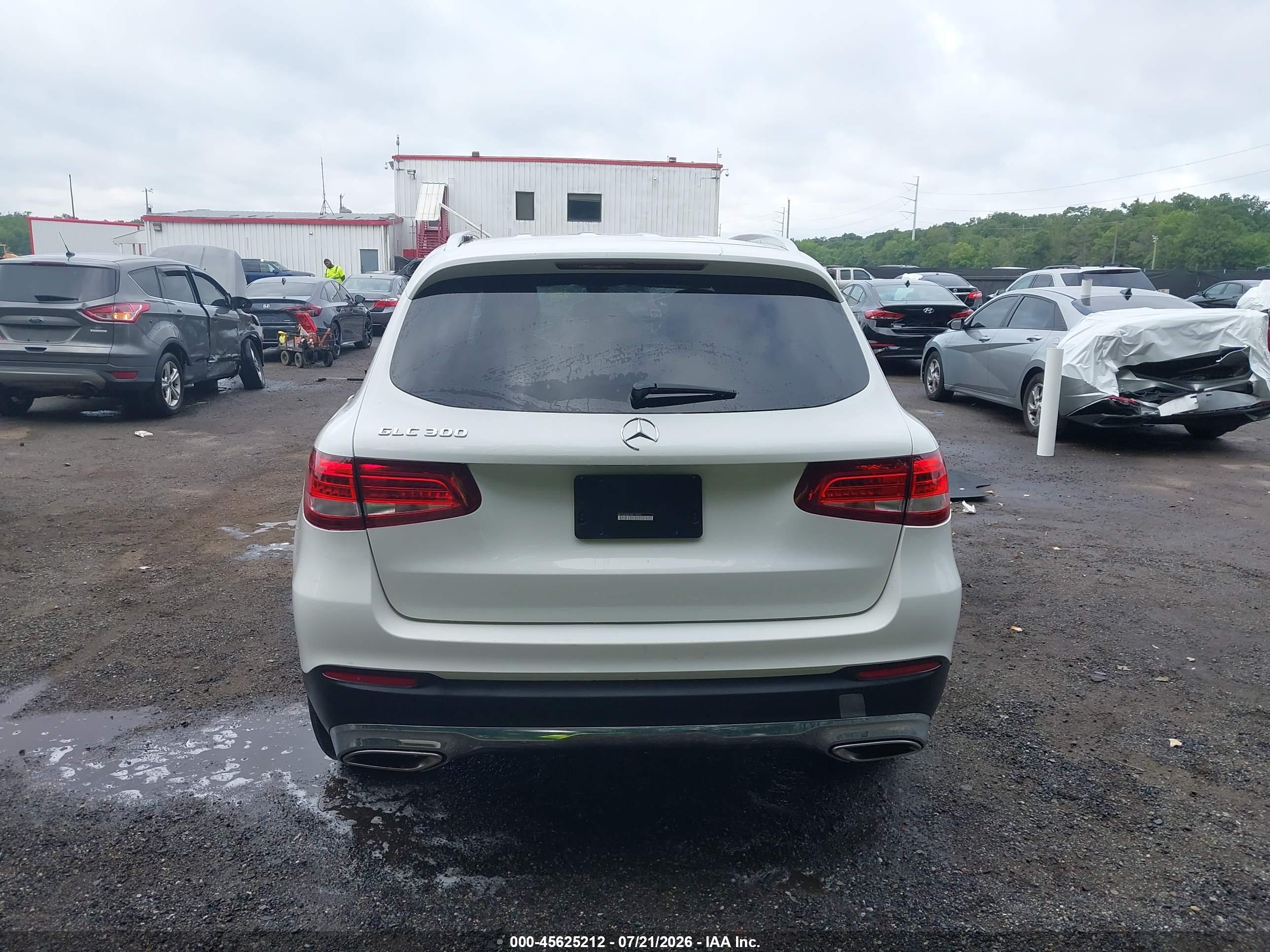 2017 MERCEDES-BENZ GLC 300 GLC300