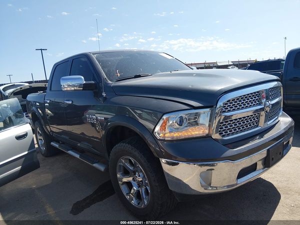 2016 RAM 1500 LARAMIE