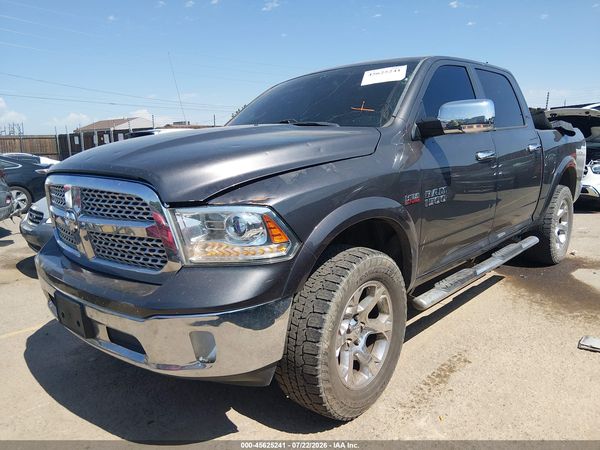 2016 RAM 1500 LARAMIE