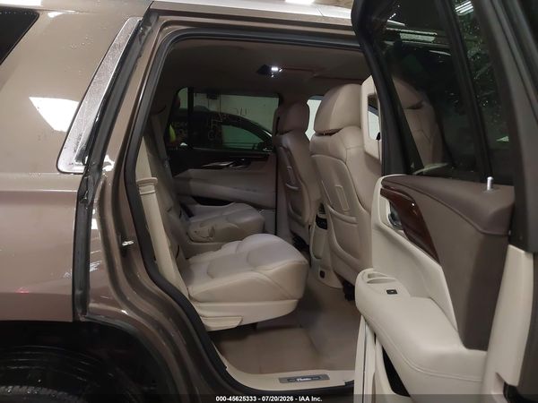 2016 CADILLAC ESCALADE PREMIUM COLLECTION