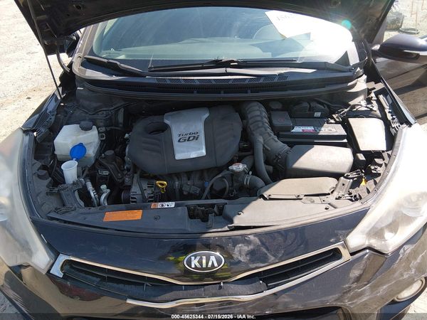 2016 KIA FORTE KOUP SX