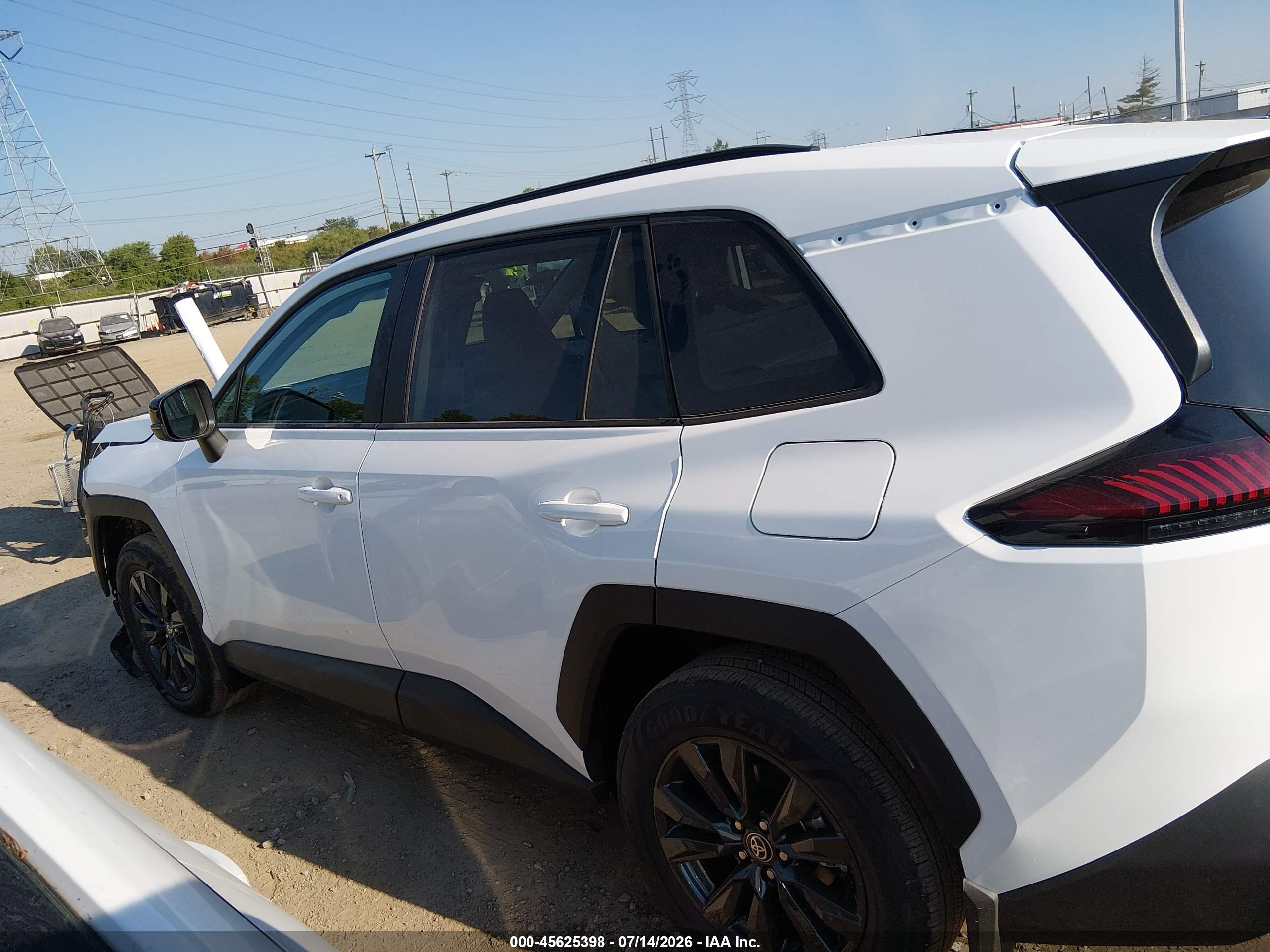 2026 TOYOTA RAV4 XLE PREMIUM