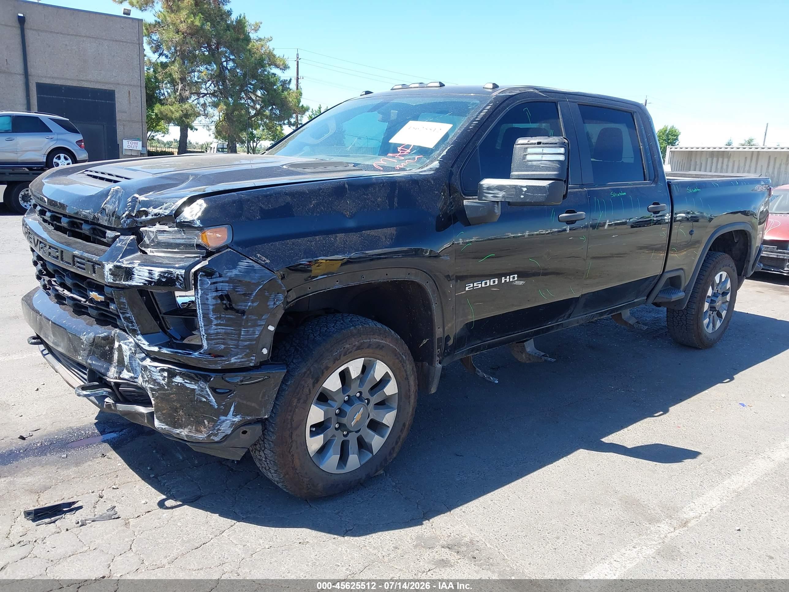 2023 CHEVROLET SILVERADO 2500HD 4WD  STANDARD BED CUSTOM — I2