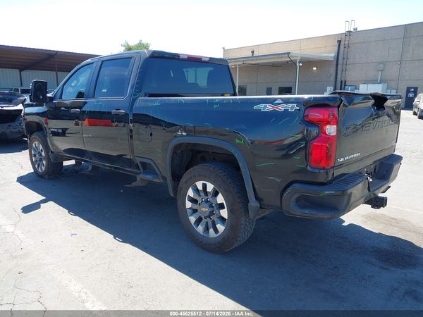 2023 CHEVROLET SILVERADO 2500HD 4WD  STANDARD BED CUSTOM — I3