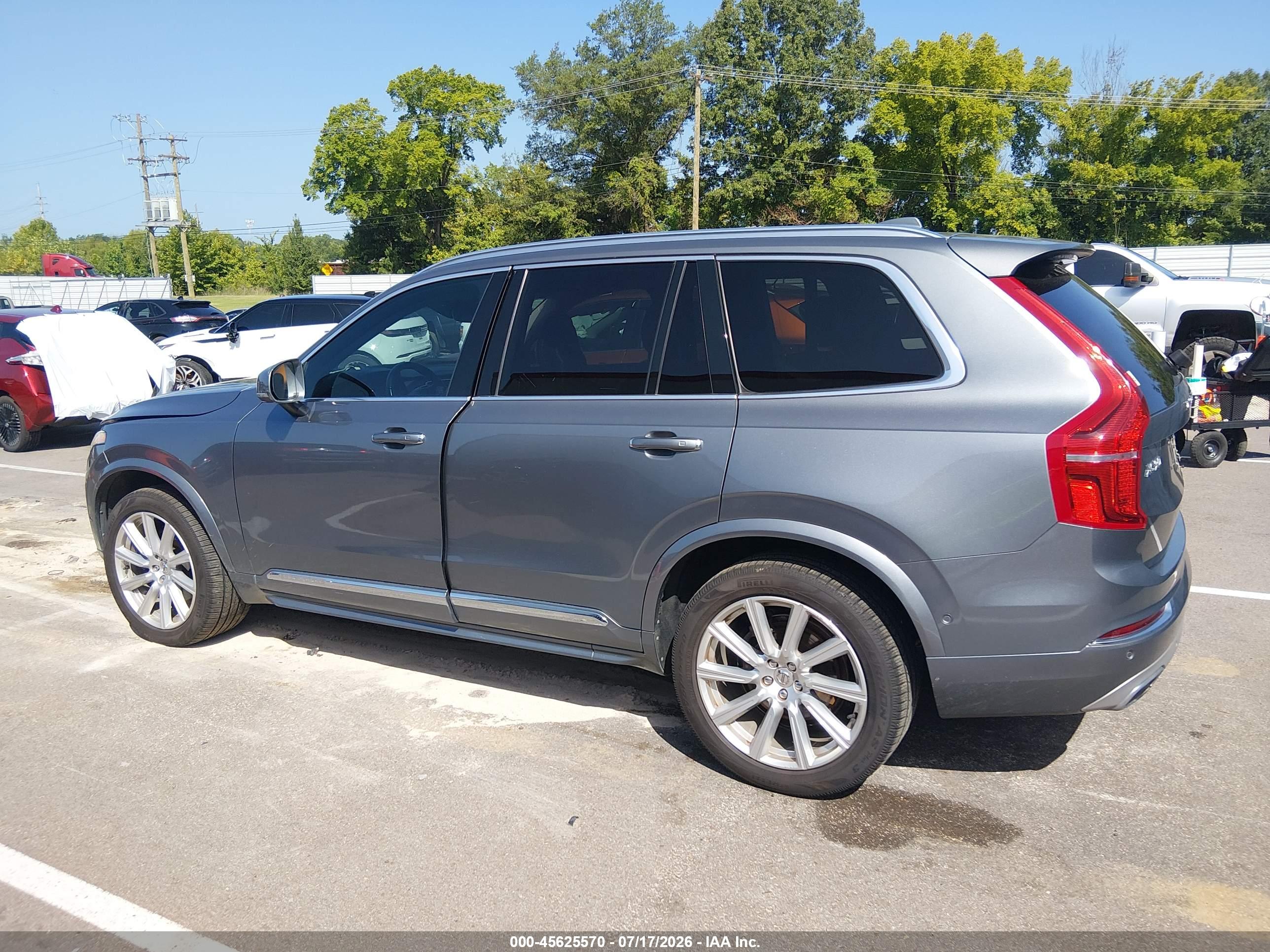 2016 VOLVO XC90 T6 INSCRIPTION