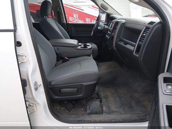 2017 RAM 1500 TRADESMAN  4X4 6'4 BOX