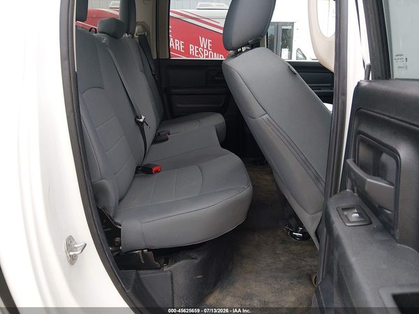 2017 RAM 1500 TRADESMAN  4X4 6'4 BOX