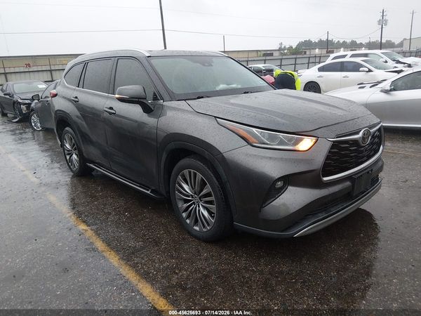 2020 TOYOTA HIGHLANDER PLATINUM