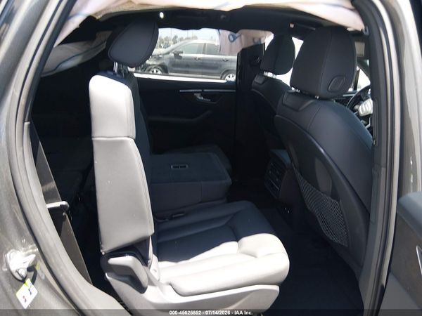 2020 AUDI Q7