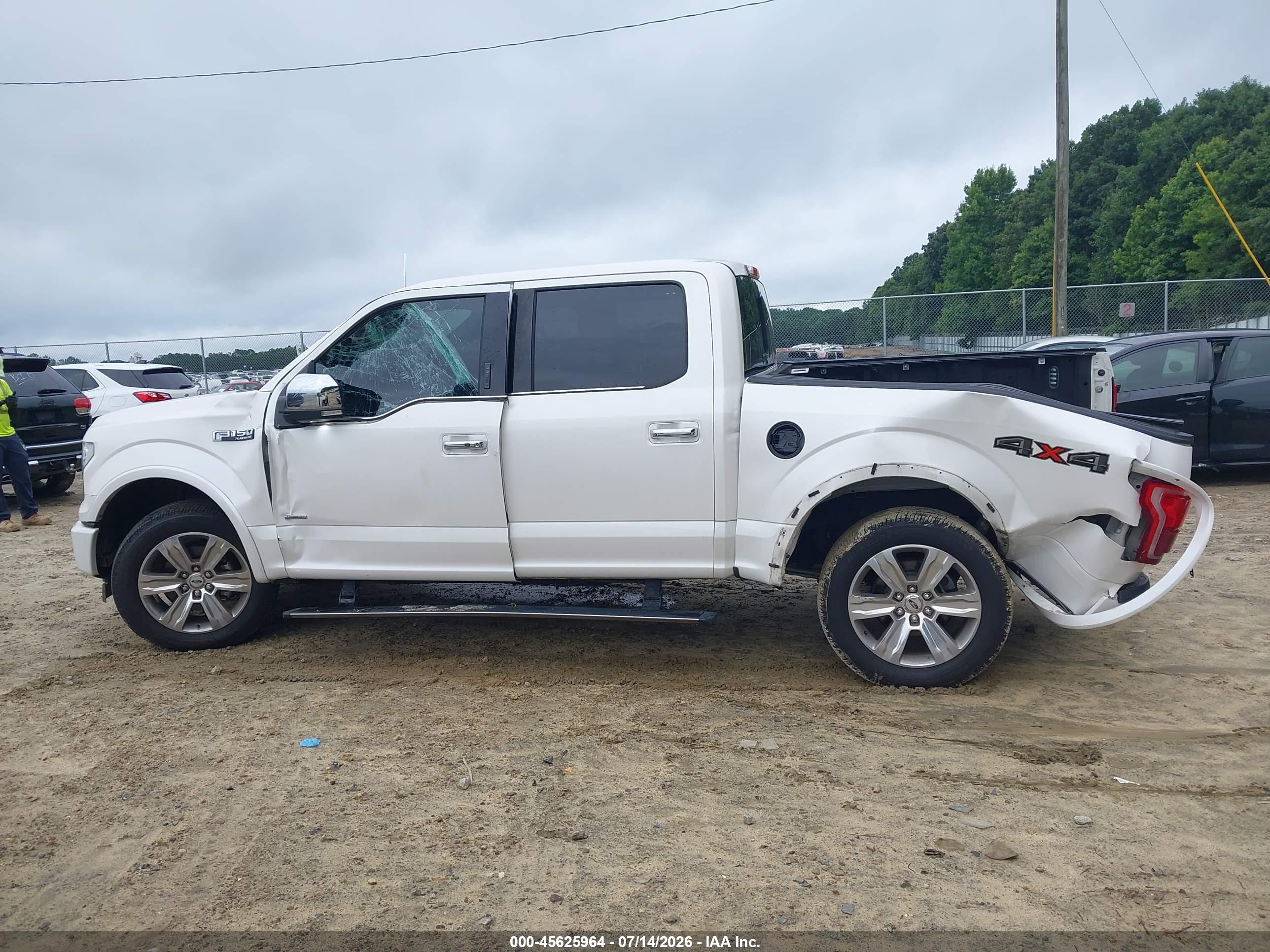 2017 FORD F-150 PLATINUM