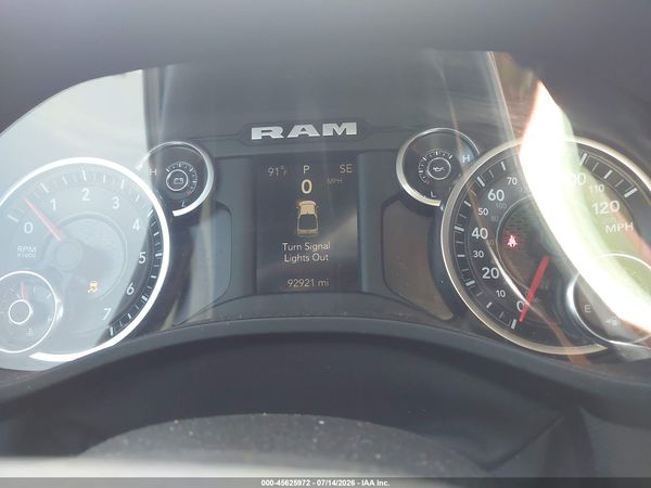 2020 RAM 1500 BIG HORN  4X2 5'7 BOX