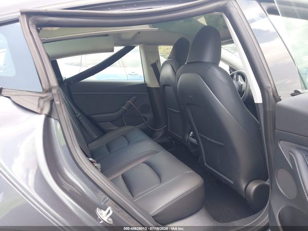 2023 TESLA MODEL 3 REAR-WHEEL DRIVE — I8