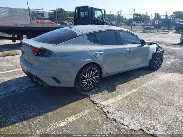2023 KIA STINGER GT-LINE